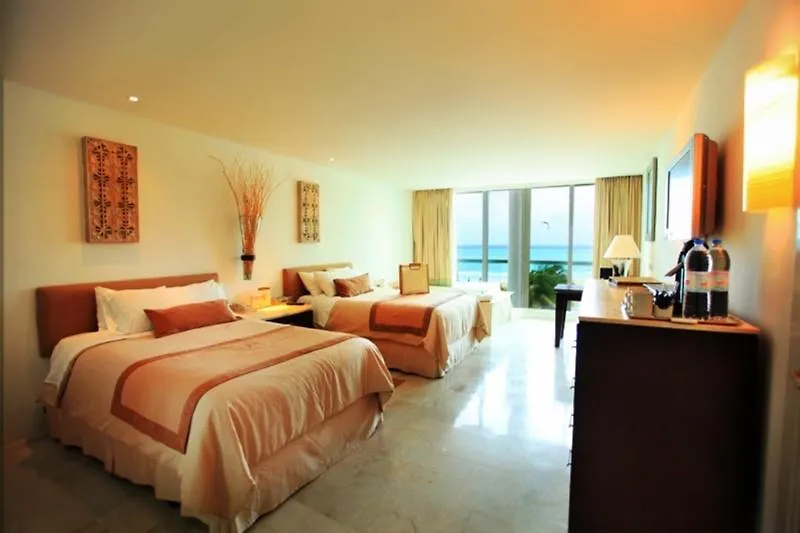 Üdülőközpont Playacar Palace Playa del Carmen